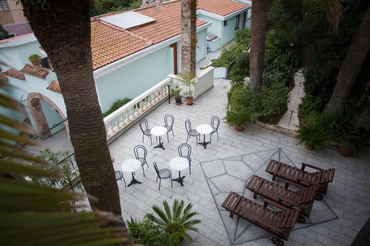 Hotel Hieracon Carloforte  Exterior photo